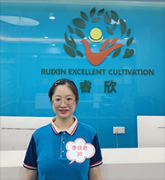 李佳（音乐、社交）老师